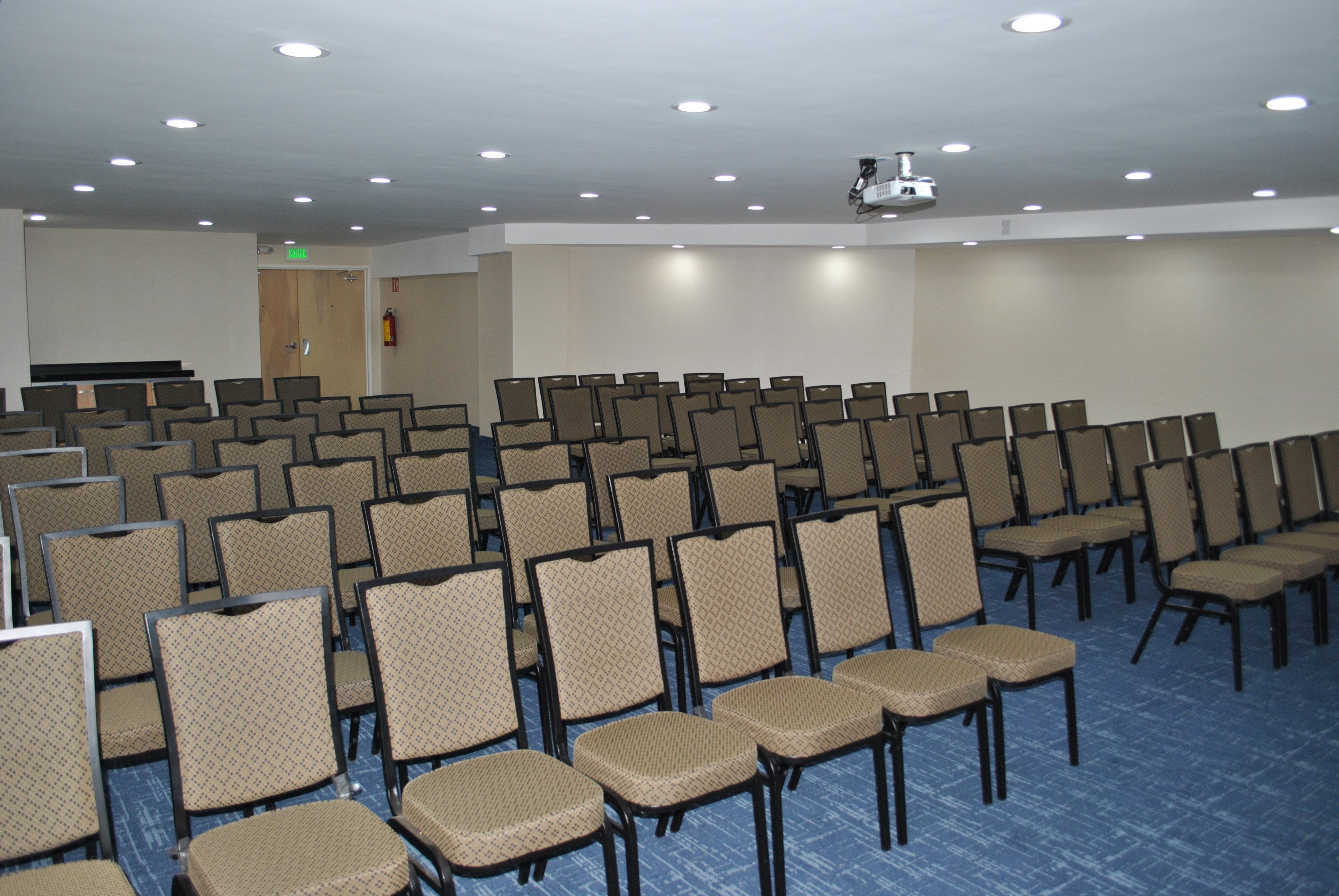 Holiday Inn Express Toluca By Ihg Esterno foto