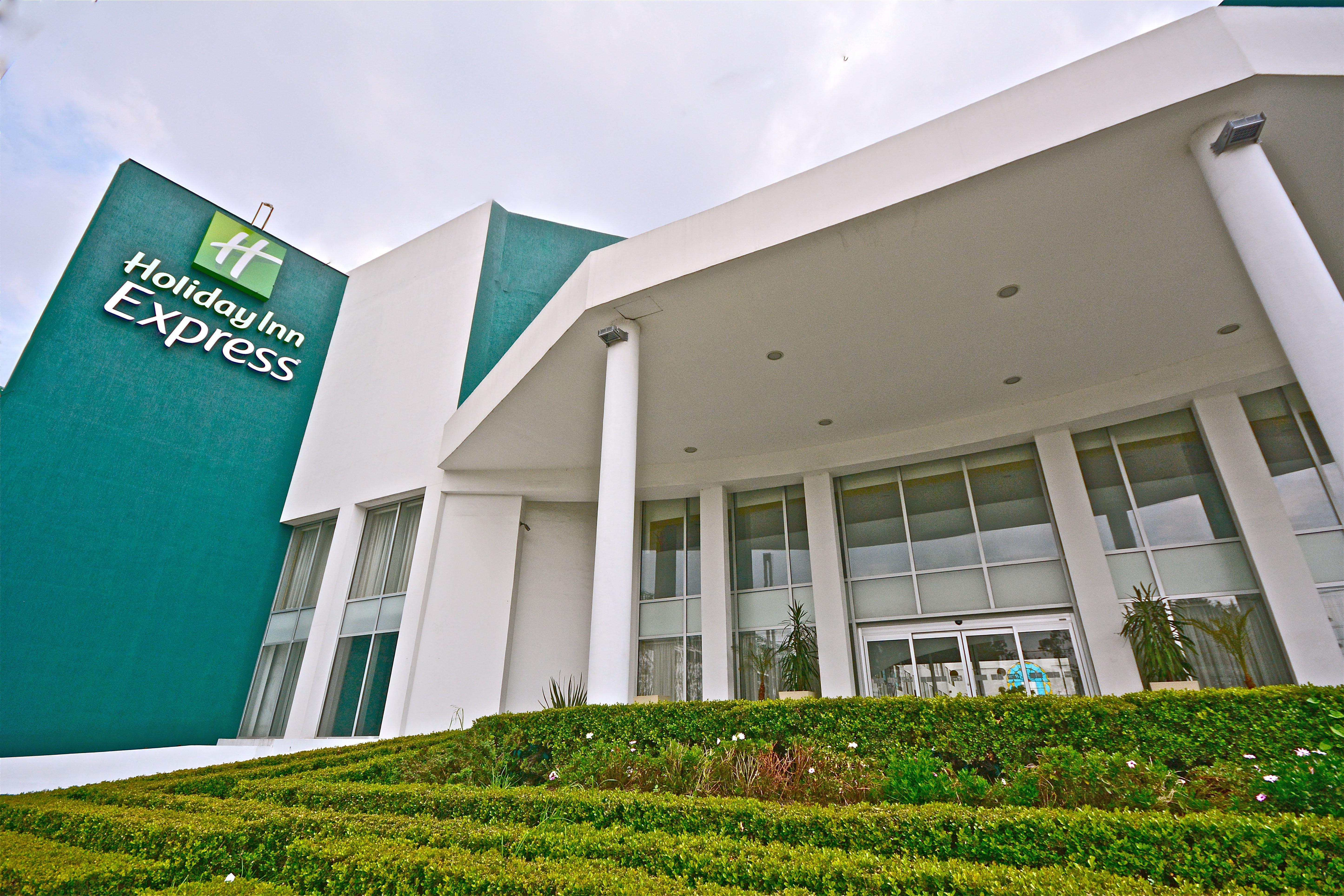 Holiday Inn Express Toluca By Ihg Esterno foto