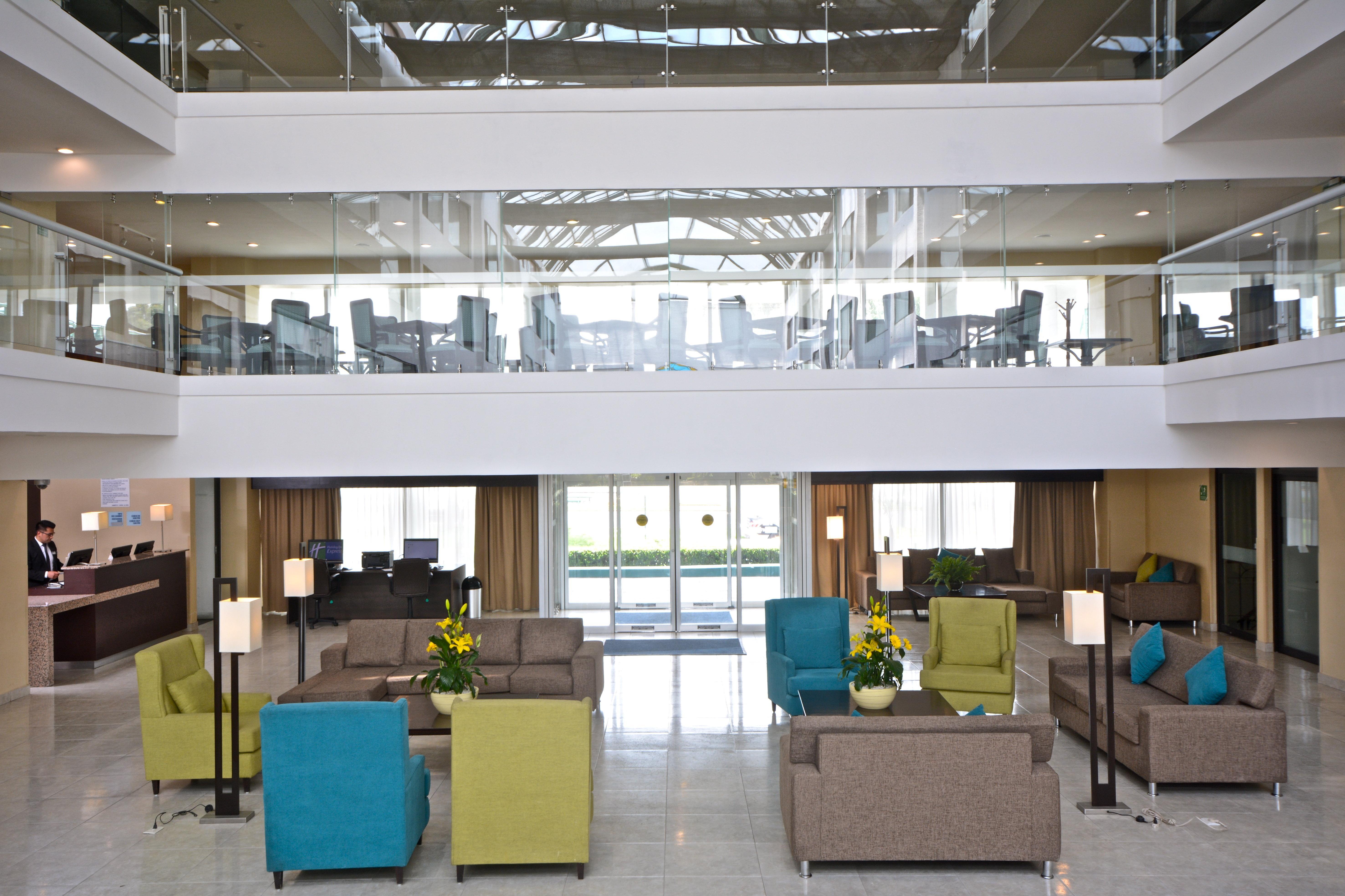 Holiday Inn Express Toluca By Ihg Esterno foto