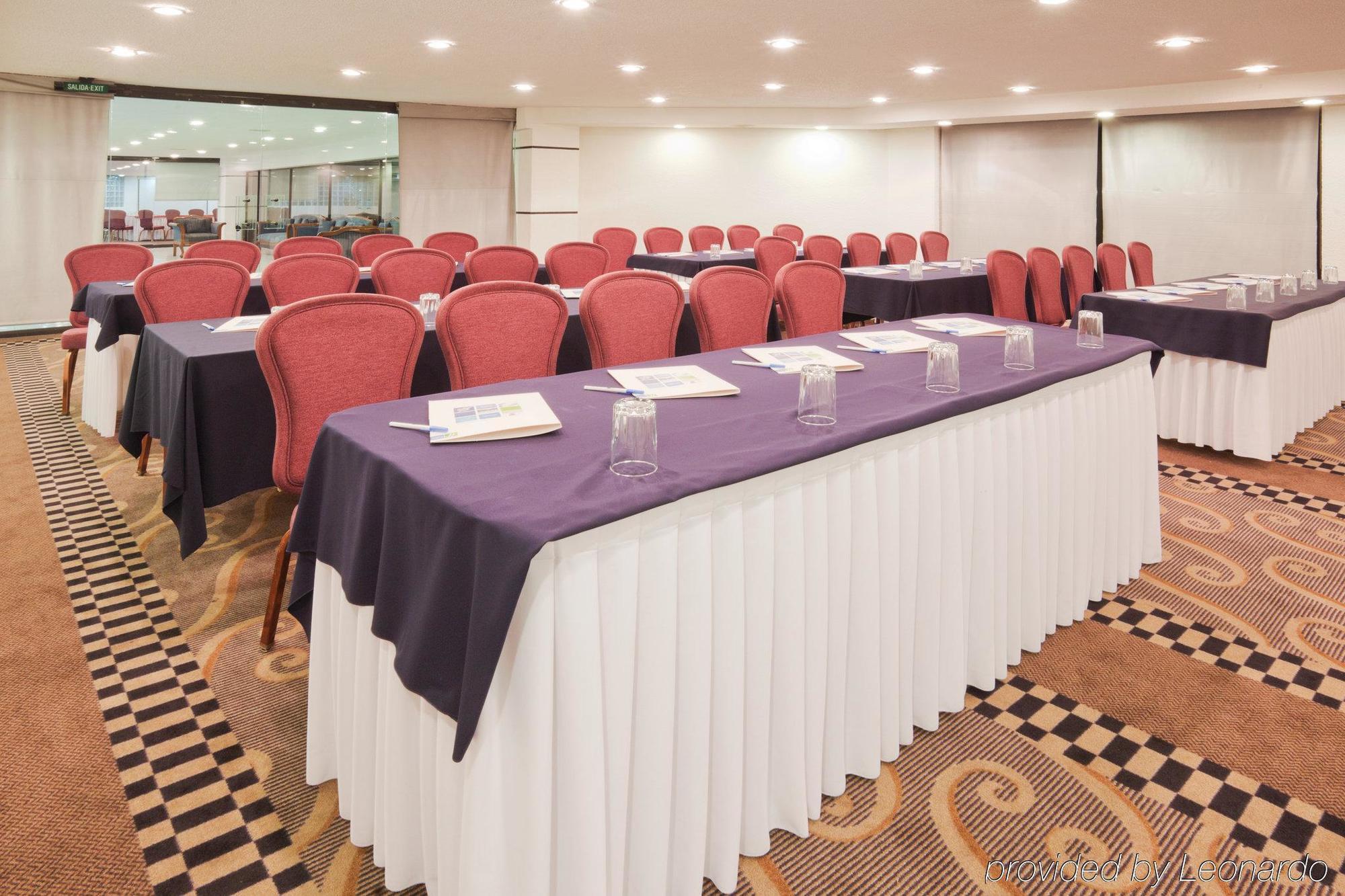 Holiday Inn Express Toluca By Ihg Esterno foto