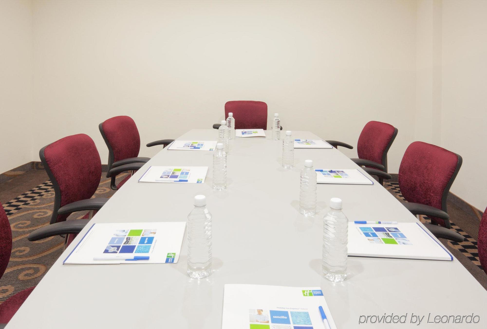 Holiday Inn Express Toluca By Ihg Servizi foto