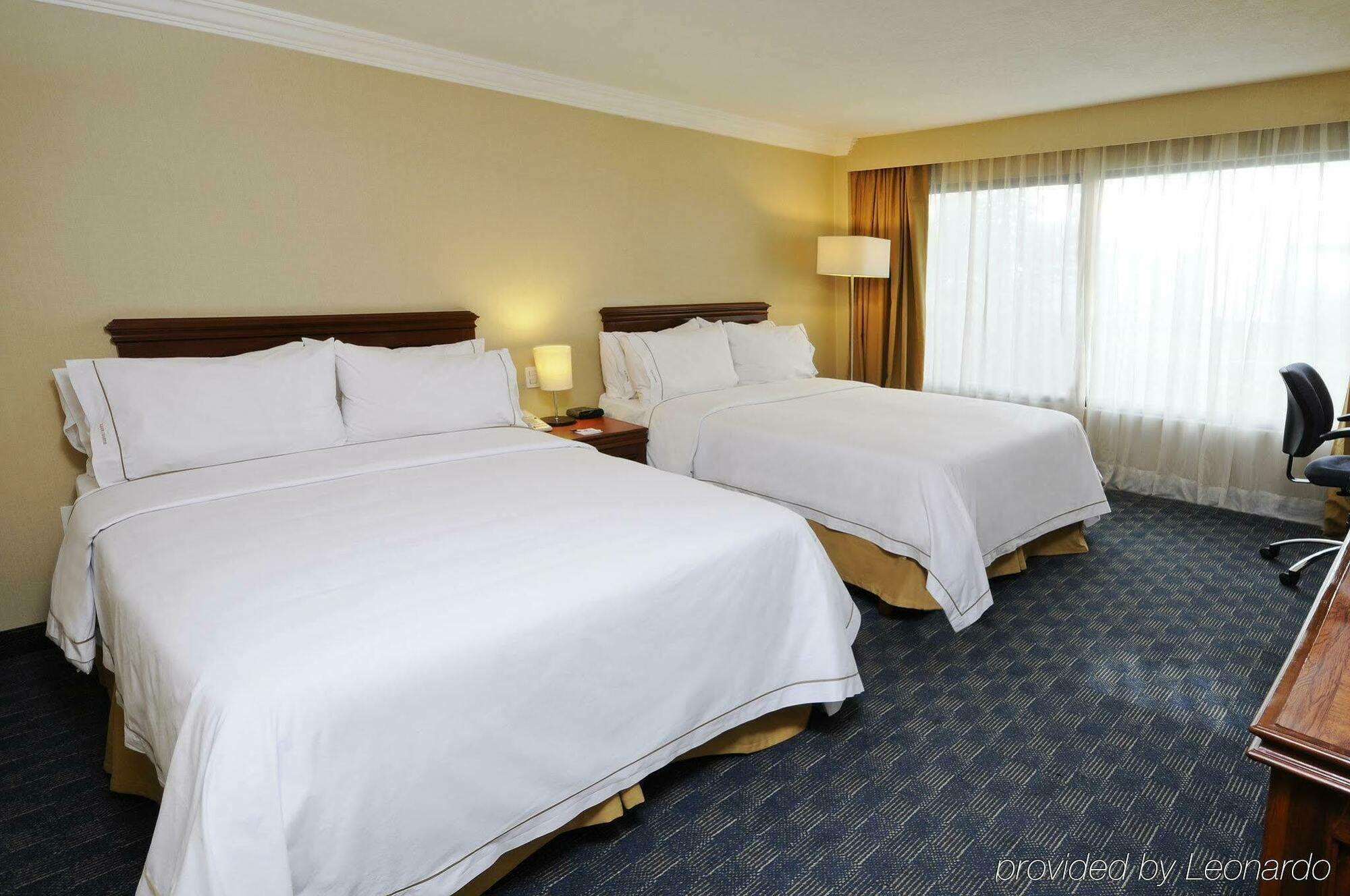 Holiday Inn Express Toluca By Ihg Esterno foto